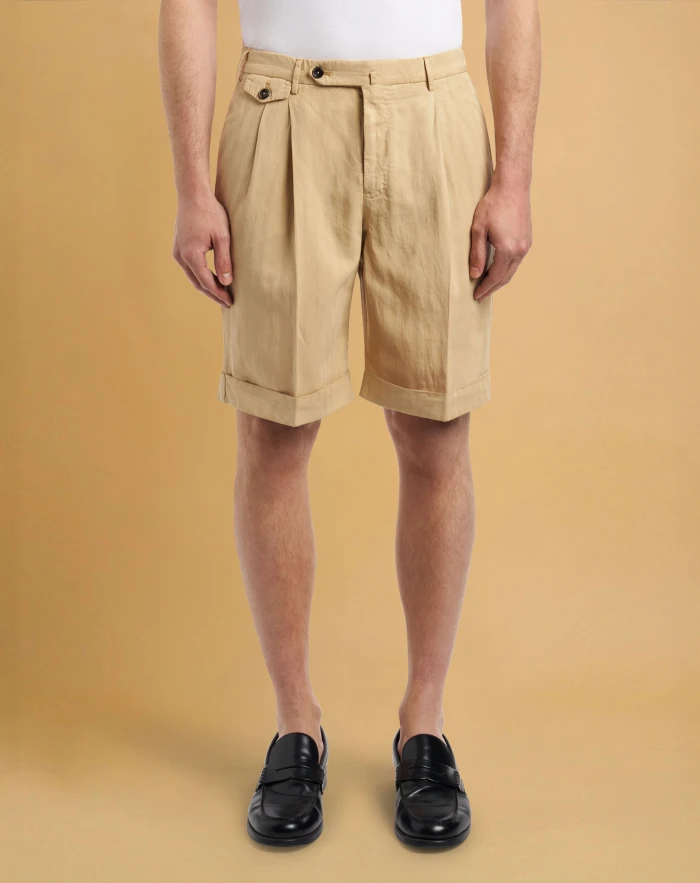 Cotton and linen Bermuda shorts