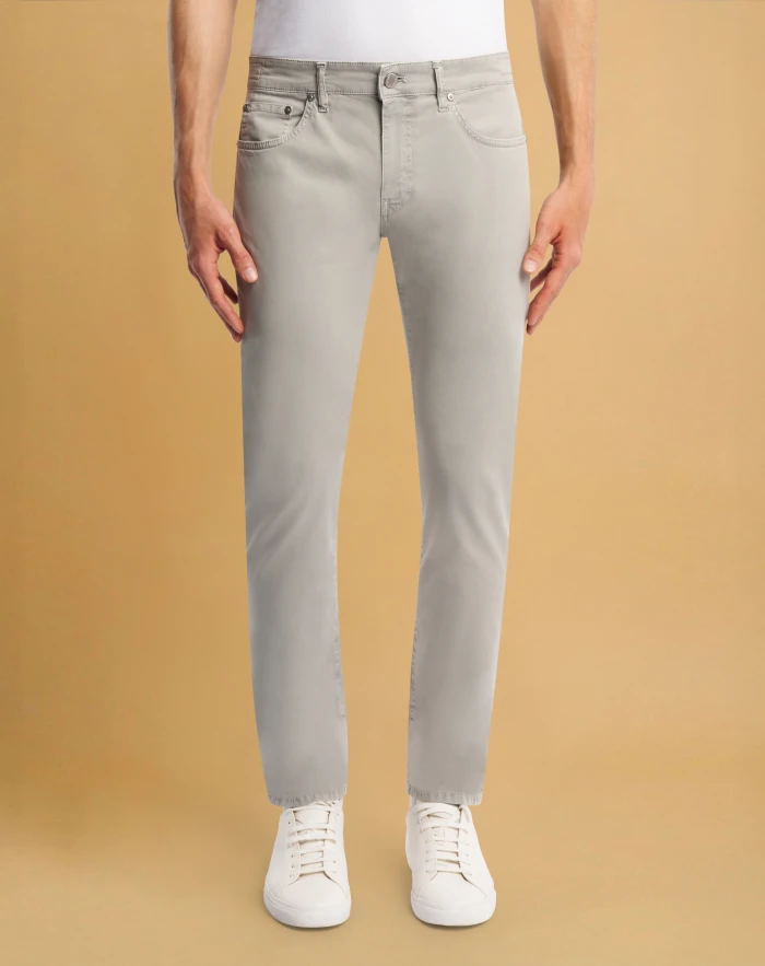 Swing stretch gabardine trousers