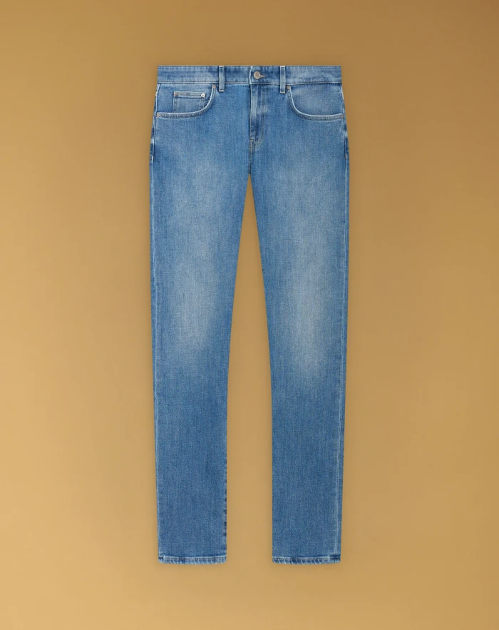 Swing jeans in loose denim