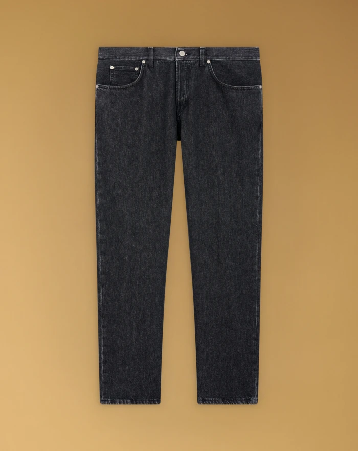 Relax Jeans in black denim
