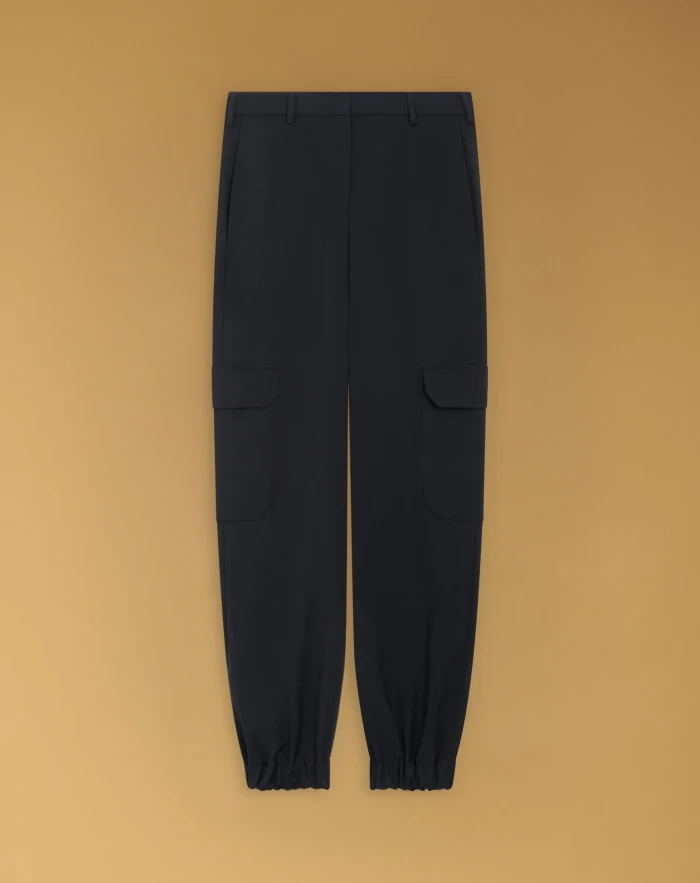 Petra trousers in stretch techno fabric