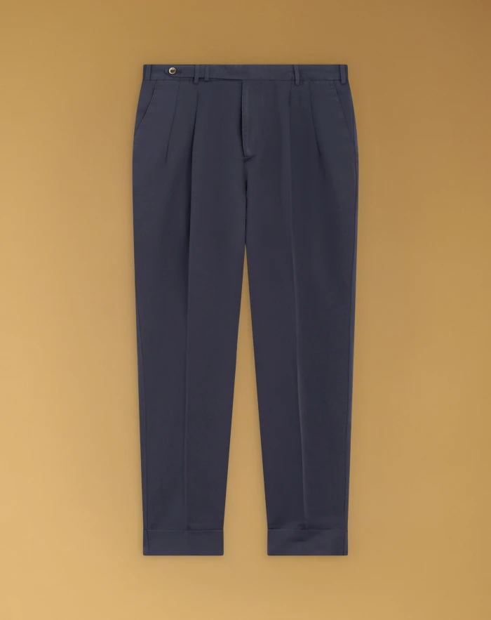 Carrot trousers in linen and cotton twill